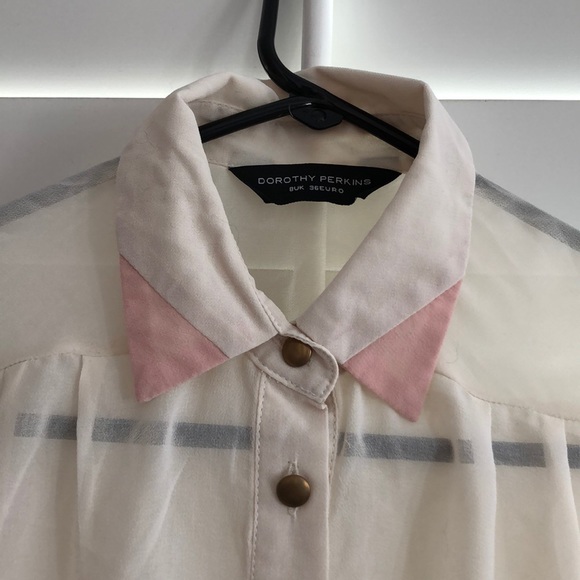 [5 for $25] Dorothy Perkins see through blouse - Picture 2 of 3